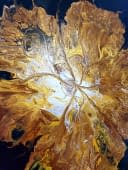 "Goldene schwebende Blume" de DAgis Welt sur art24