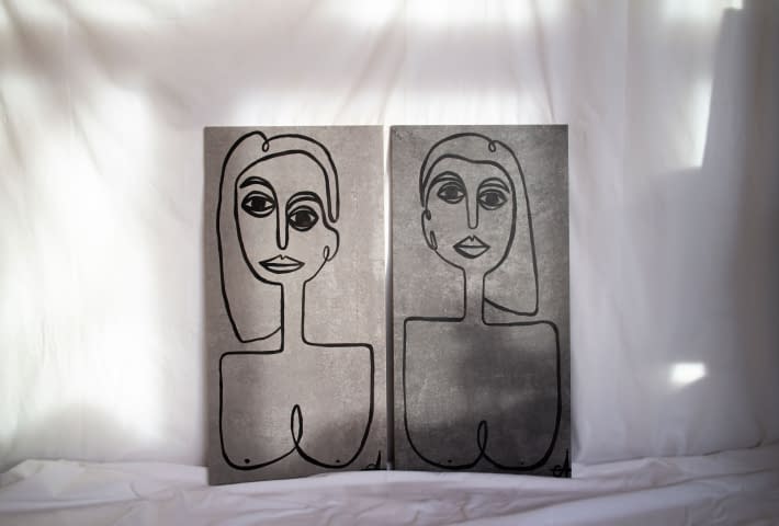 Image 2 of the artwork "girls on tiles" by Ellinor Amini on art24