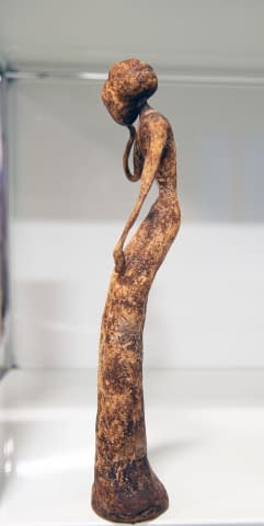 Image 2 of the artwork "Figur" by Mika Miroslava Kotková on art24