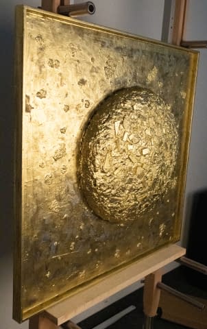 Image 2 of the artwork "golden spirit" by Eugen Meier Mathévie on art24