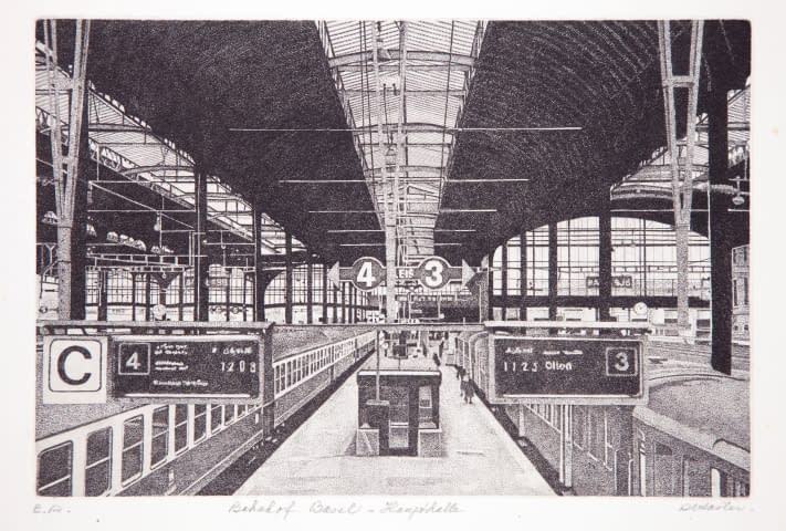 Image 1 de l'œuvre "Bahnhof Basel - Hauptalle" par Rudolf Häsler sur art24