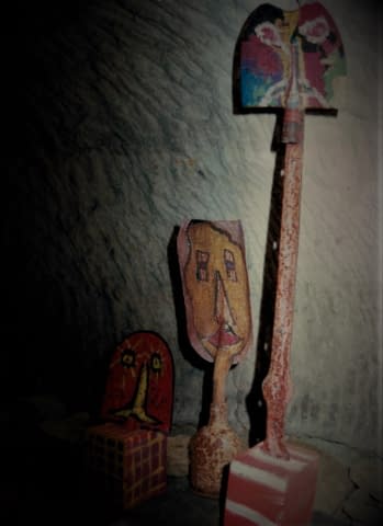 Image 10 of the artwork "Alter Kälbertränkeimer" by Wo Sarazen on art24