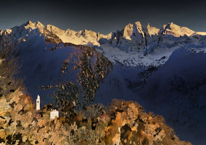 Bild 1 des Kunstwerks "Abend in Soglio, mit Sciora-Gruppe, Bergell" von Joe Amberg auf art24